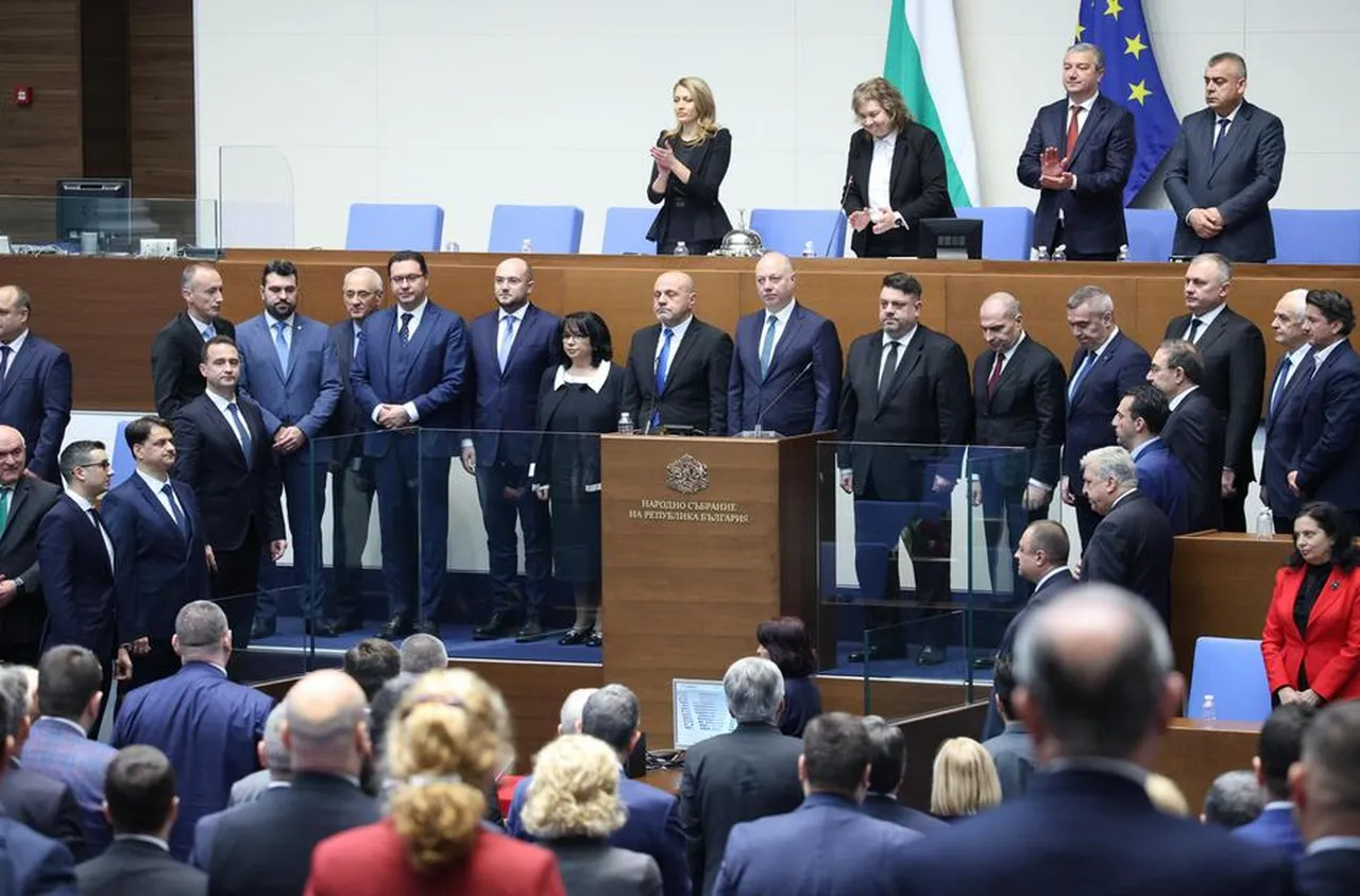 ПОЛИТИЧЕСКА ПОЗИЦИЯ НА ПАРТИЯ „БЪЛГАРИЯ МОЖЕ“ ОТНОСНО МАНДАТНАТА ПРОГРАМА ЗА УПРАВЛЕНИЕ НА ПРАВИТЕЛСТВОТО, БЮДЖЕТА ЗА 2025 Г. И ПЪРВИТЕ СТО ДНИ НА УПРАВЛЕНИЕТО
